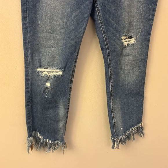 Free People Distressed ripped high rise Jeans size 31 short - Picture 3 of 8